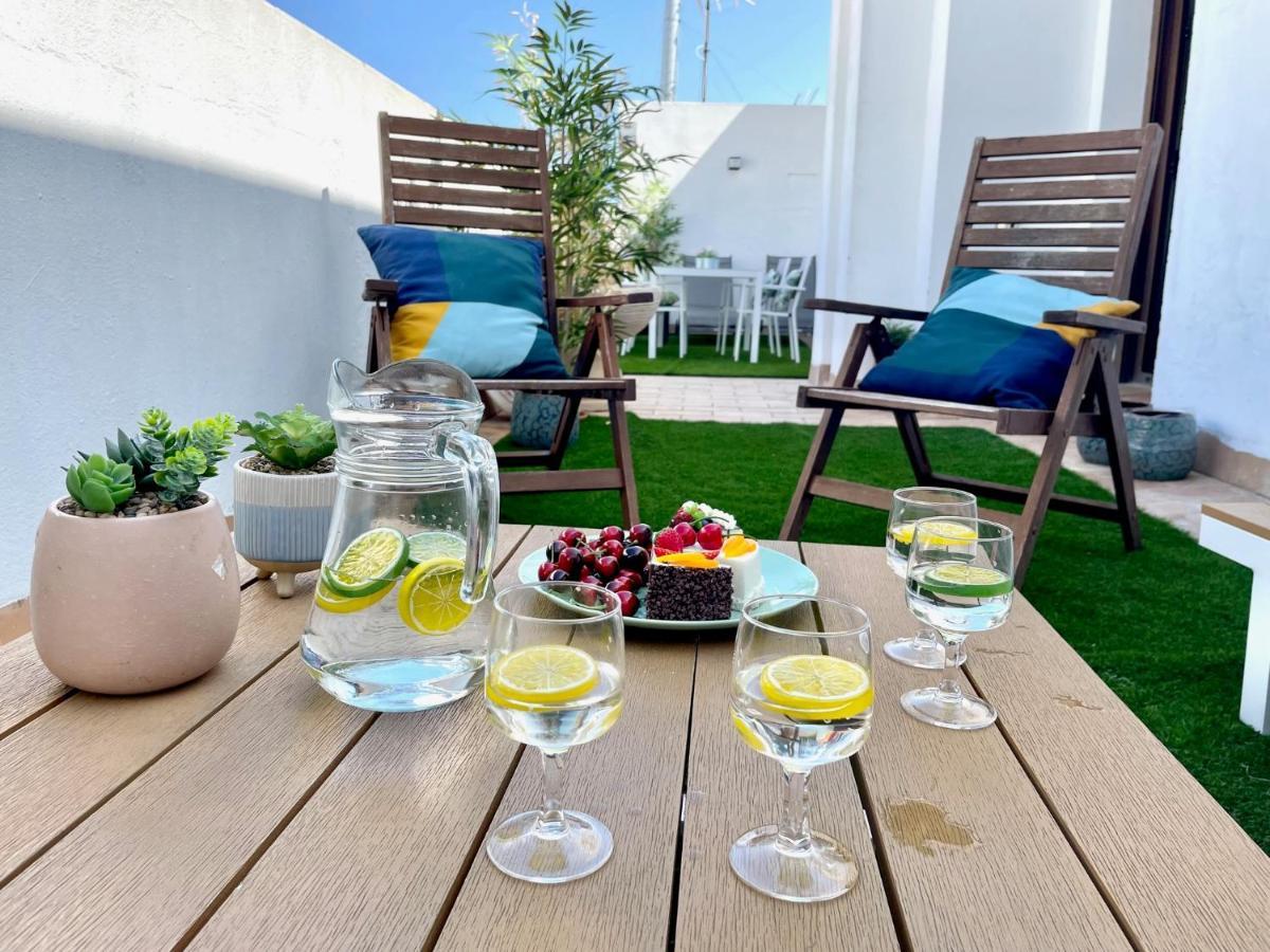 Gatu Premium Atico Caleta , Preferente Mayores De 25 Anos Y Familias Cádiz Exterior foto
